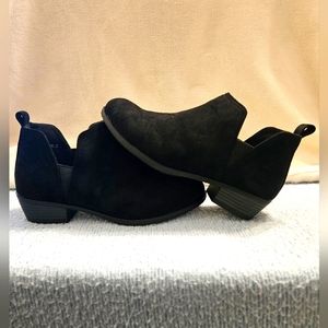 Pierre Dumas ankle boots